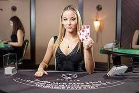 Proteksi keamanan akun dan privasi pengguna saat bermain live casino